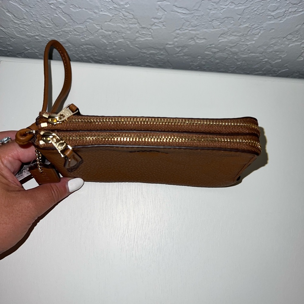 NWT, Coach brown pebble leather, double zip wristlet/wallet/purse bag - Picture 5 of 10